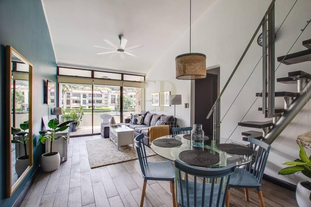 Cr Mariposa Rentals Lakeview Penthouse With Office Space, Pool, Gym, Tennis サンタ・アナ エクステリア 写真