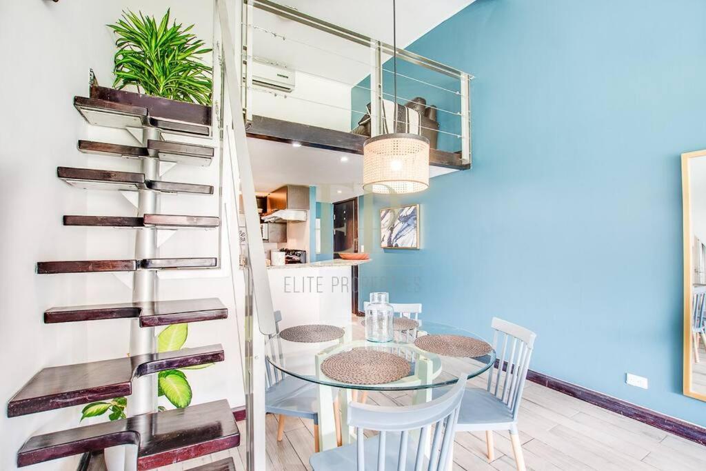 Cr Mariposa Rentals Lakeview Penthouse With Office Space, Pool, Gym, Tennis サンタ・アナ エクステリア 写真