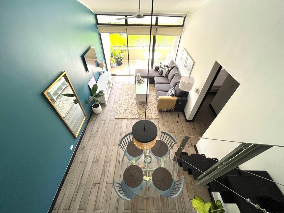 Cr Mariposa Rentals Lakeview Penthouse With Office Space, Pool, Gym, Tennis サンタ・アナ エクステリア 写真